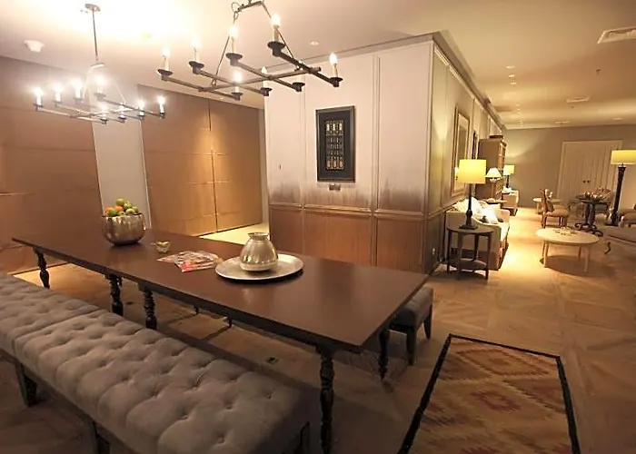Bali Paragon Отель 4*